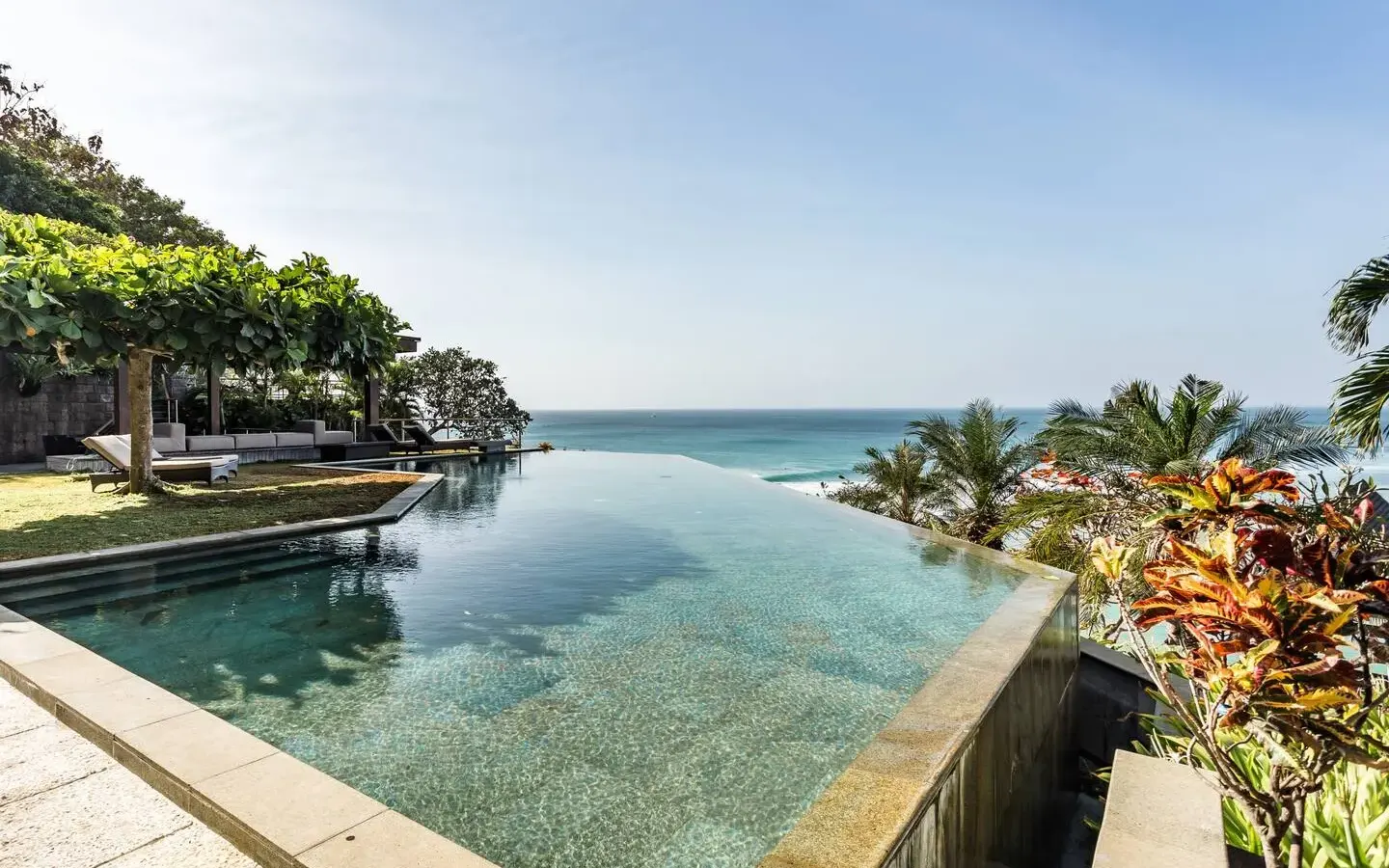 The Luxe Bali Pool with Beach View