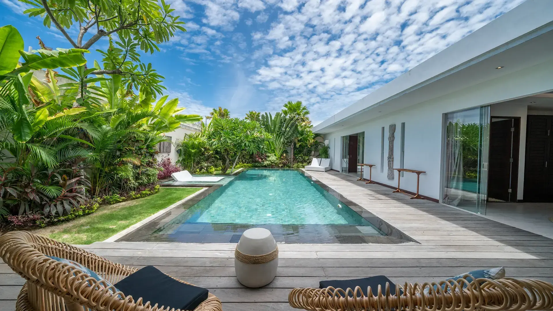 Villa Bima Pool View