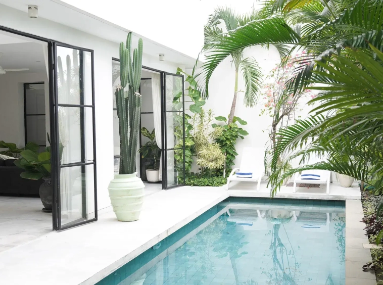 Villa Muse Pool View