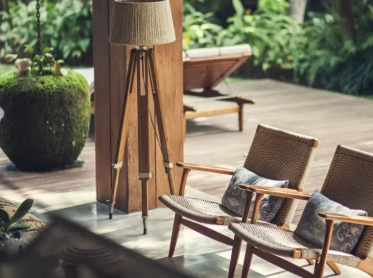 Villa Red Door Living Area and chairs