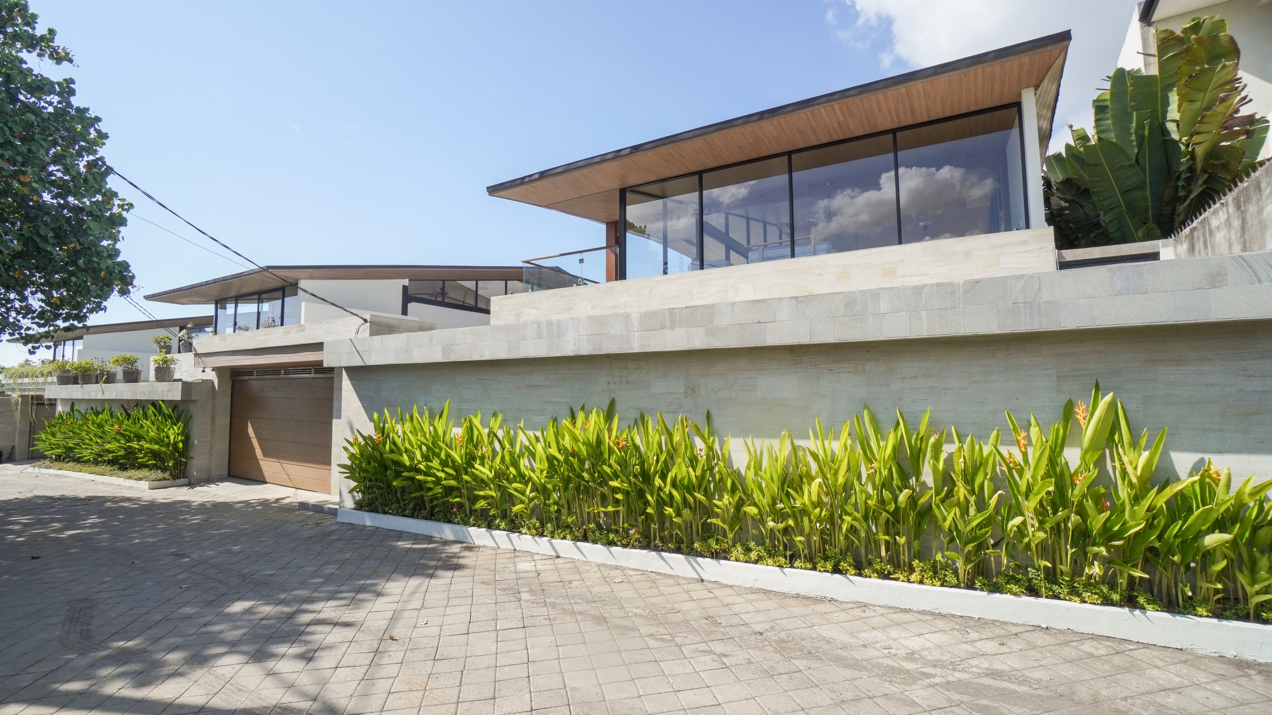 New Sanur Villa with 4 Bedrooms and Green View