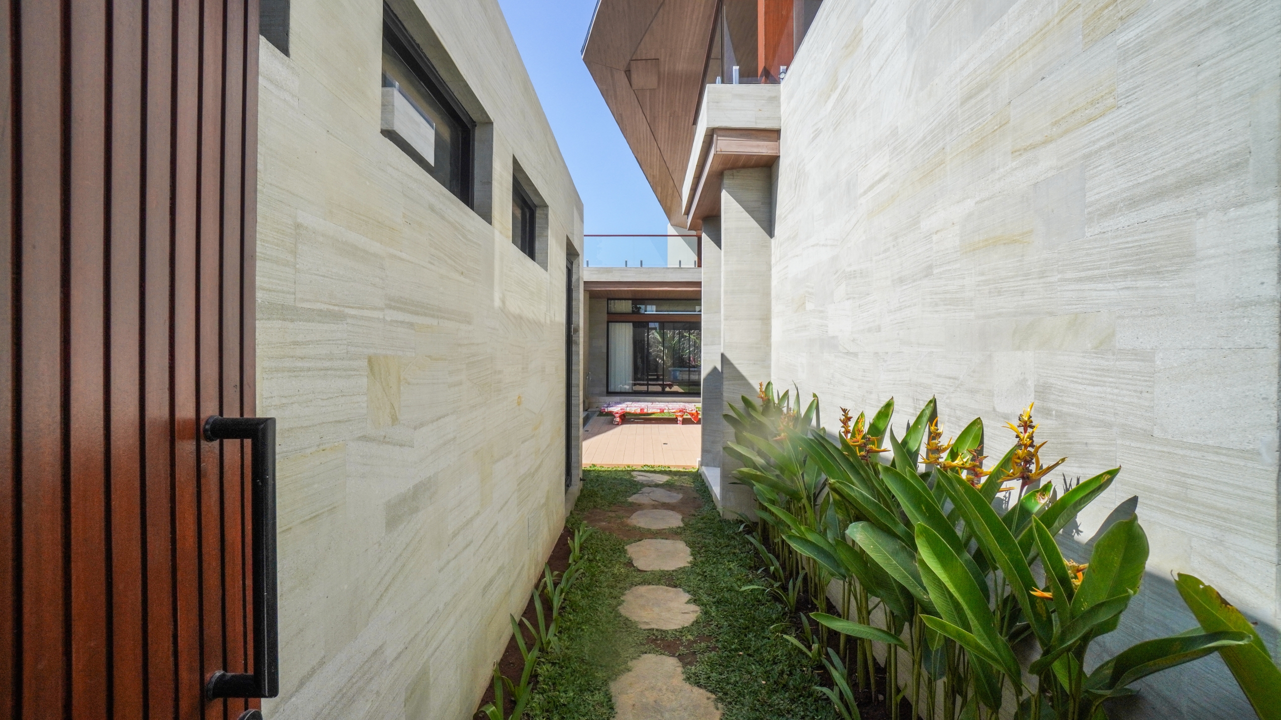 New Sanur Villa with 4 Bedrooms and Green View - Garden