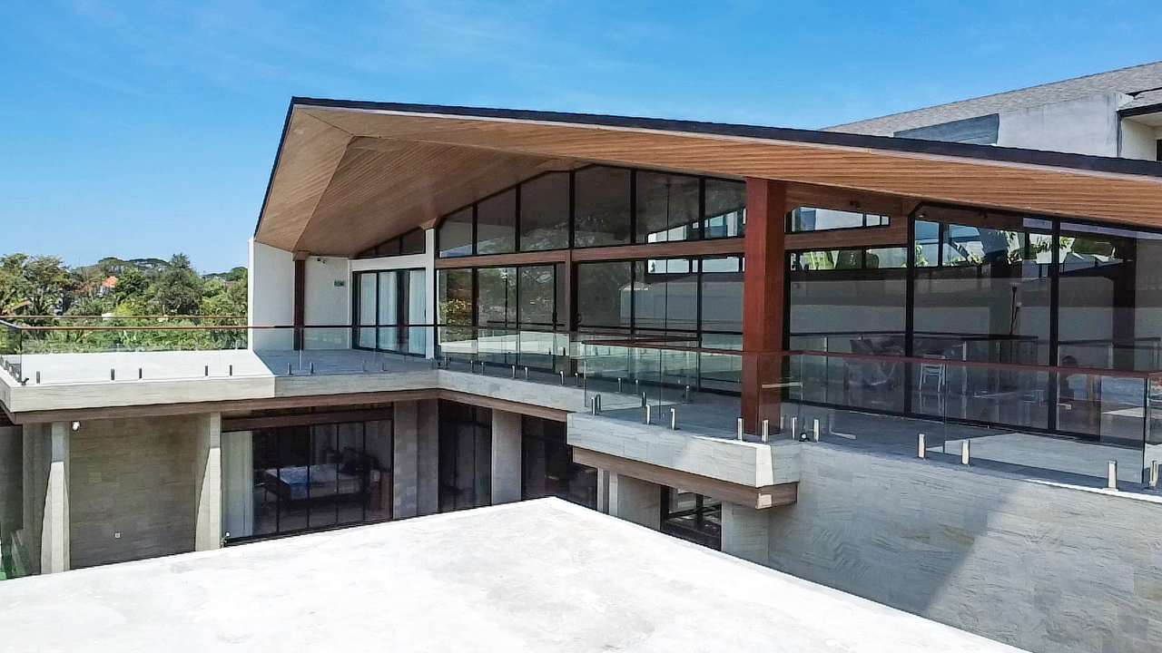 New Sanur Villa with 4 Bedrooms and Green View