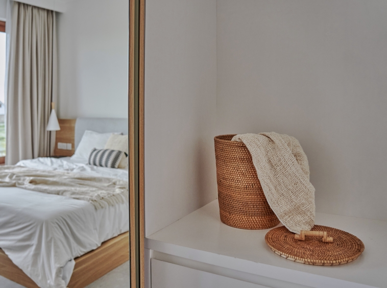 Beautiful Villa with 3 Bedrooms and Rice Field Views in Cemagi - Bedroom