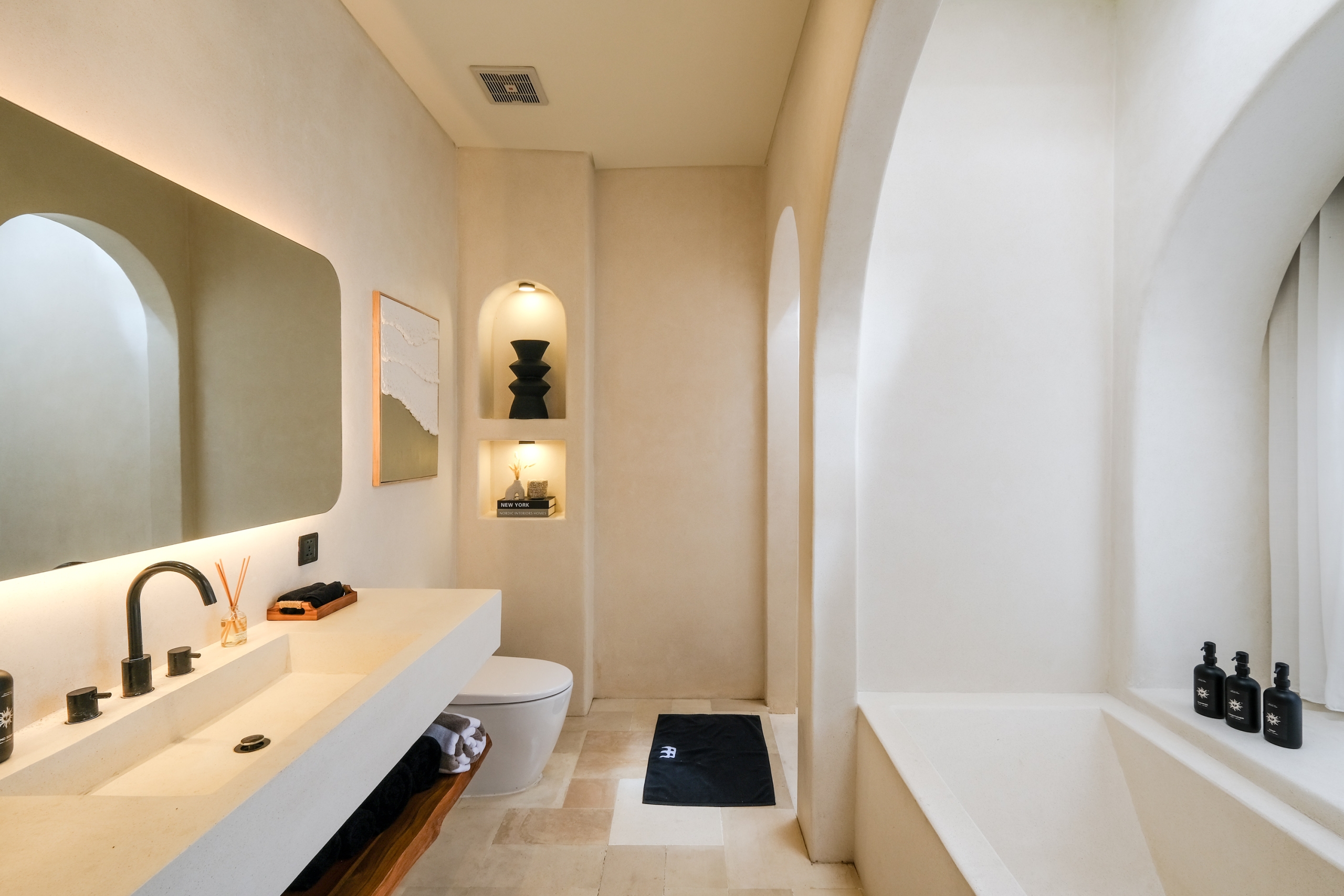 Brand New Villa with 1 Bedroom in Pererenan - Bathroom