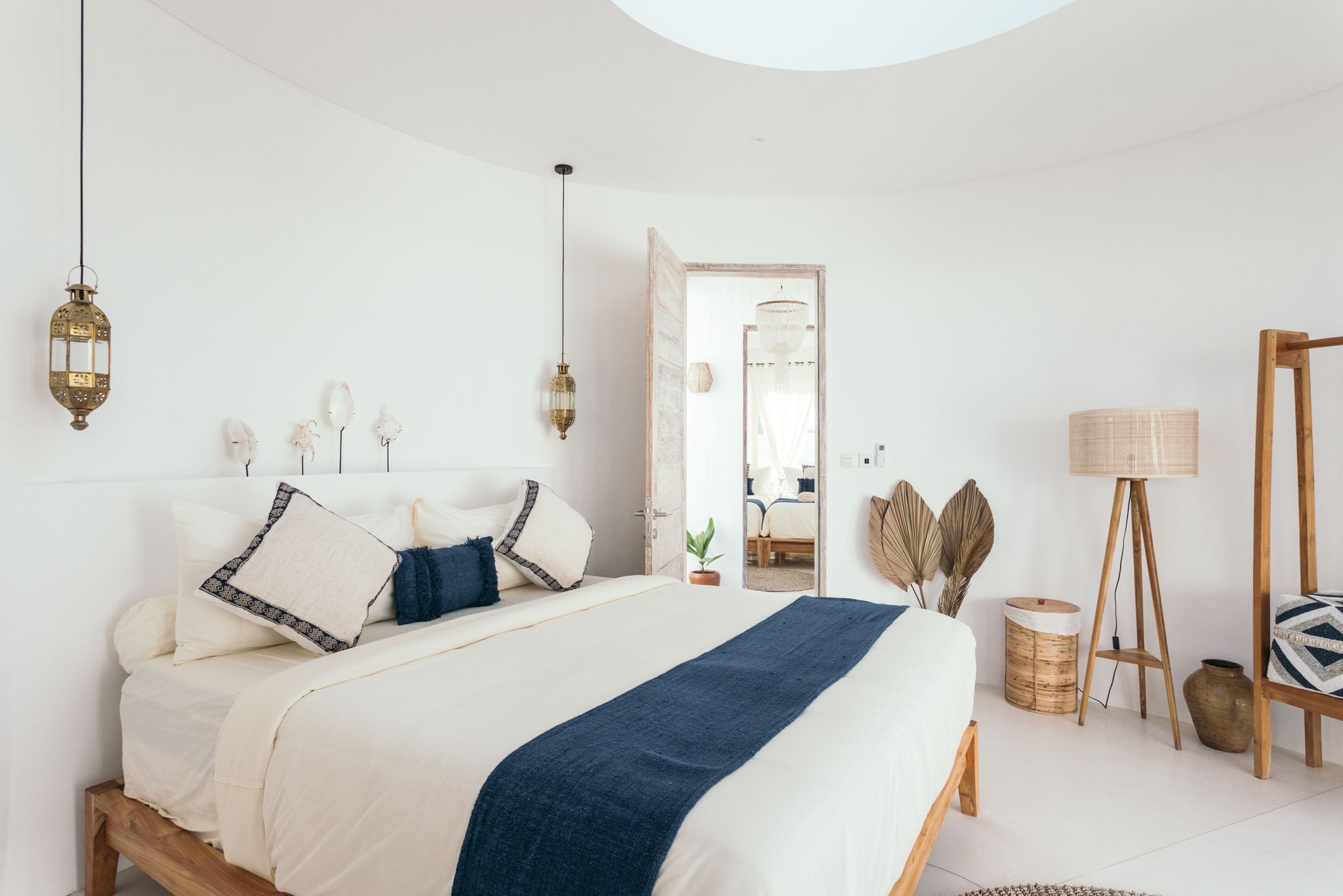 Four Tiny Villas, a 5-Bedrooms Investment in Pererenan - Bedroom