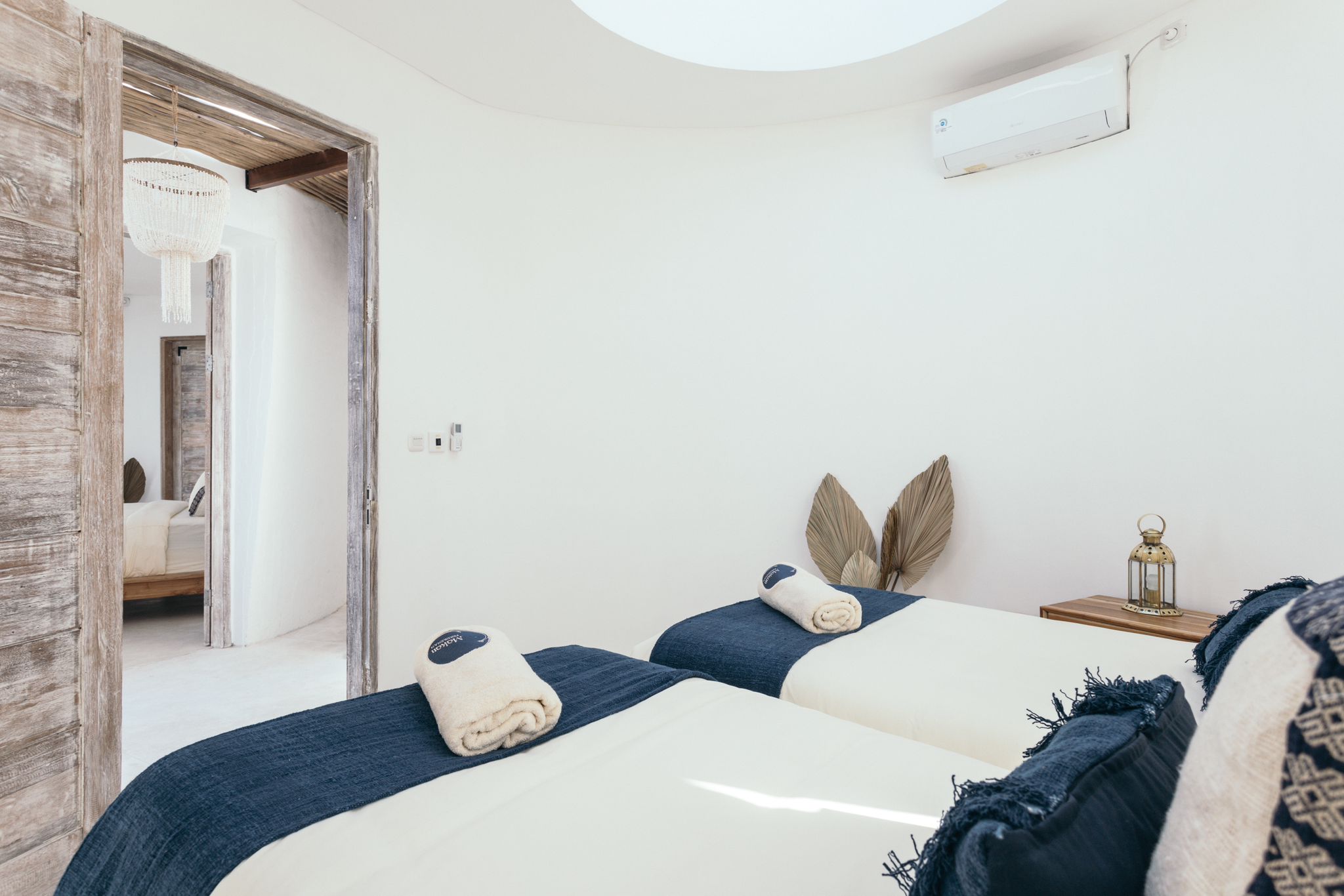 Four Tiny Villas, a 5-Bedrooms Investment in Pererenan - Bedroom