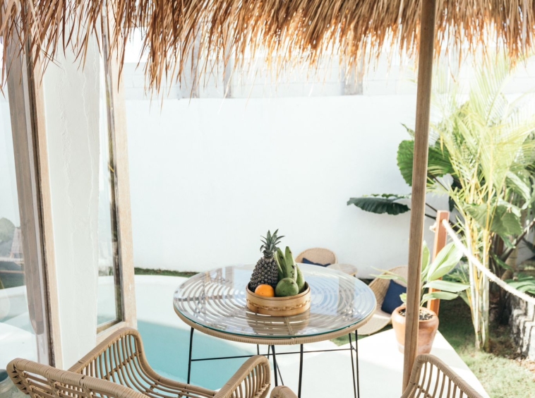 Four Tiny Villas, a 5-Bedrooms Investment in Pererenan - Table Spot