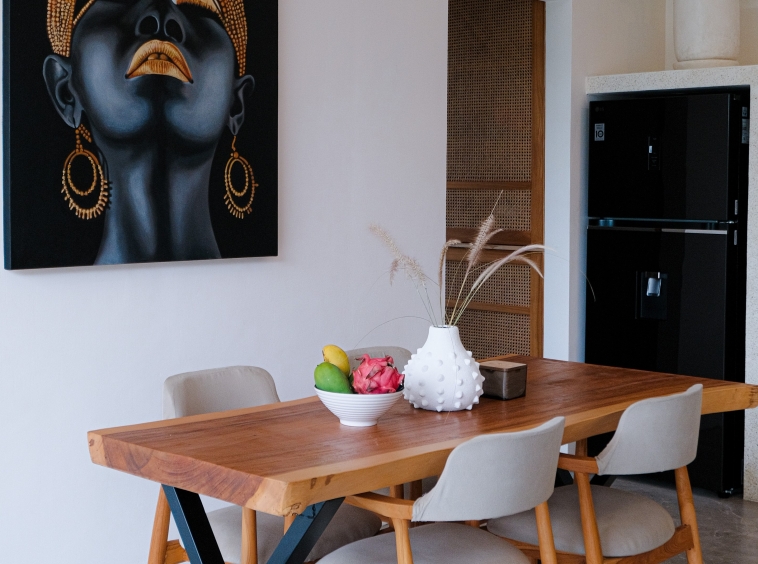 Ready, 2-Bedroom Villa with Stunning Green Views - Dinning Room