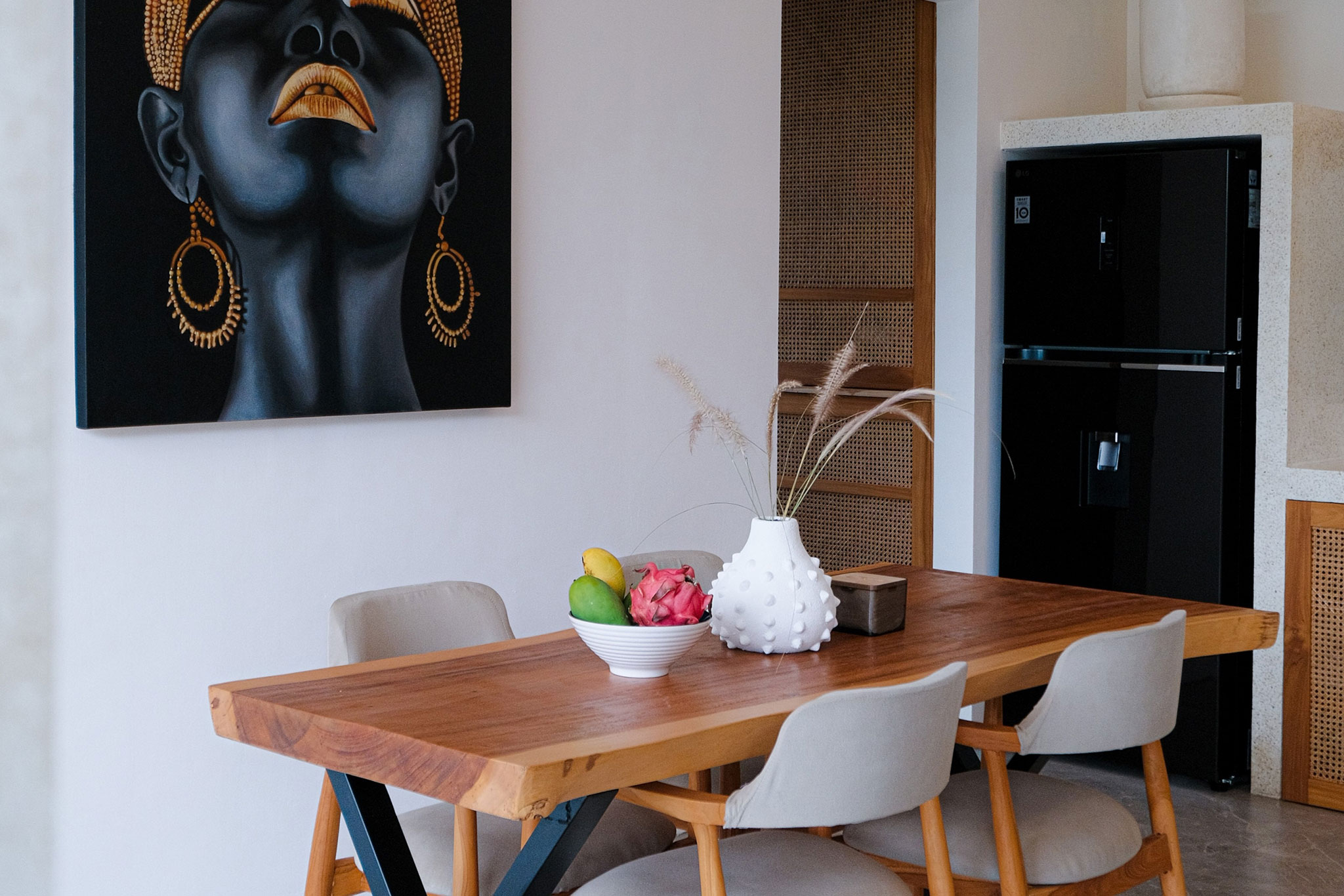 Ready, 2-Bedroom Villa with Stunning Green Views - Dinning Room