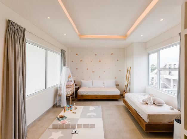 Modern Villa with Rice Field View Minutes from the Beach - Bedroom