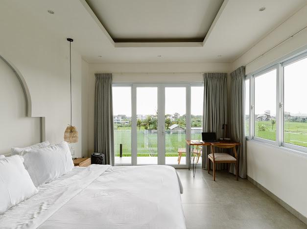 Modern Villa with Rice Field View Minutes from the Beach - Bedroom