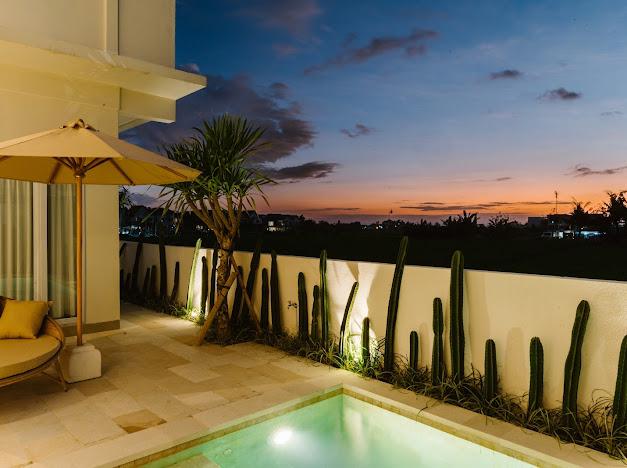 Modern Villa with Rice Field View Minutes from the Beach - Swimming Pool